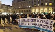 Los problemas del transporte público salen de nuevo a la calle en Ferrol