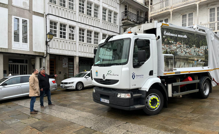 Pontedeume renueva su parque móvil con un nuevo camión de recogida de residuos