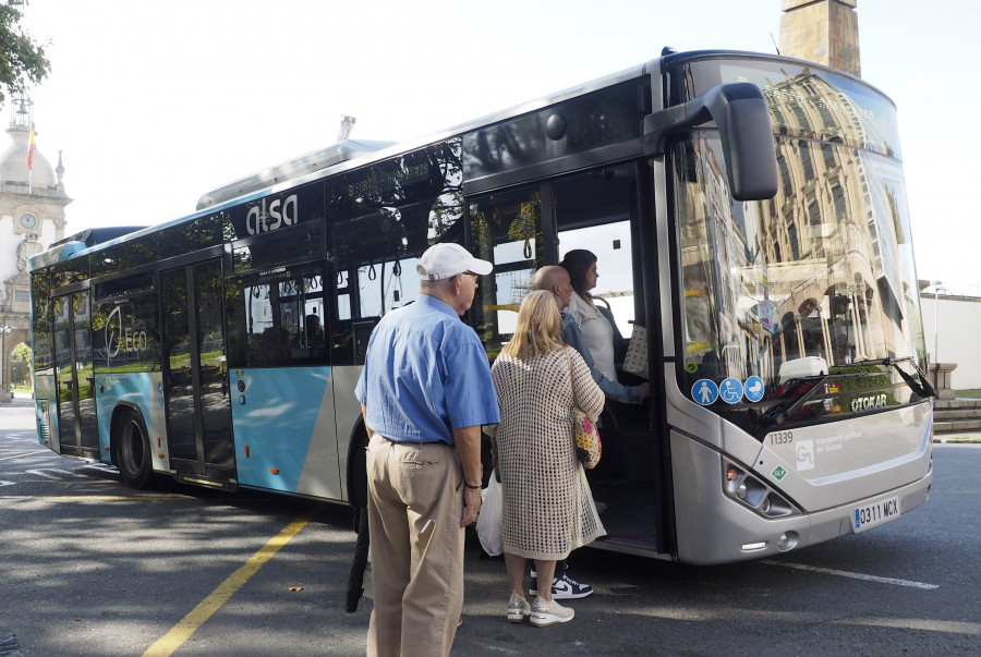 Ferrol, la ciudad con más usuarios de la nueva tarjeta de transporte +65