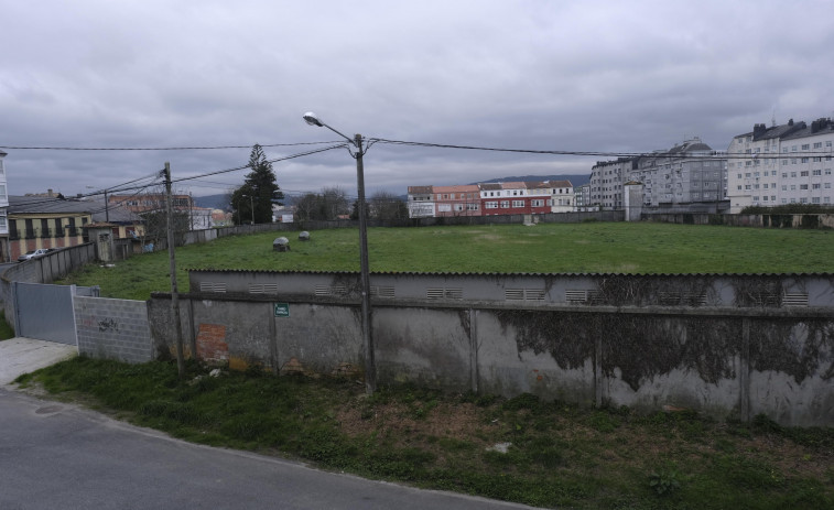 El Concello de Ferrol construirá un nuevo campo de fútbol y un local social en San Xoán