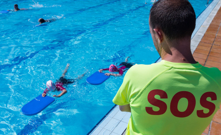 La Diputación financia el servicio de socorrismo en siete piscinas de las comarcas