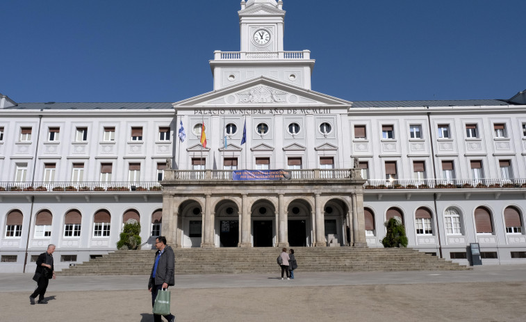 Urbanismo da el visto bueno a cuatro propuestas del COAG sobre la normativa de licencias