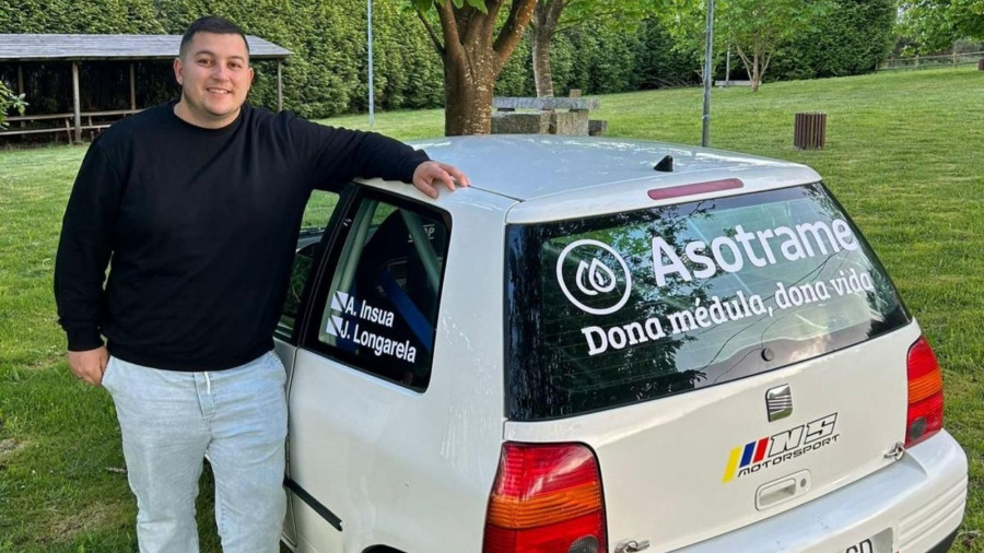 El piloto Adrián Insua llevará a los rallys un mensaje de concienciación de Asotrame