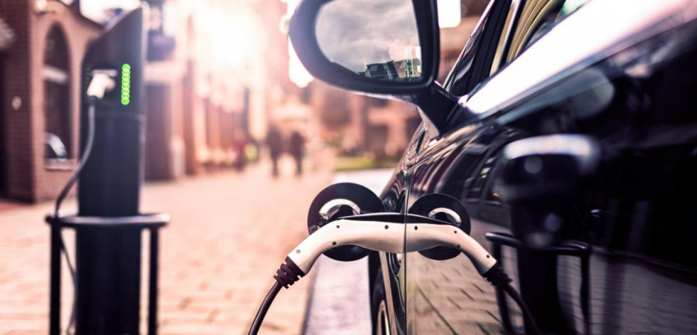Aumentan las ventas de coches híbridos en toda España
