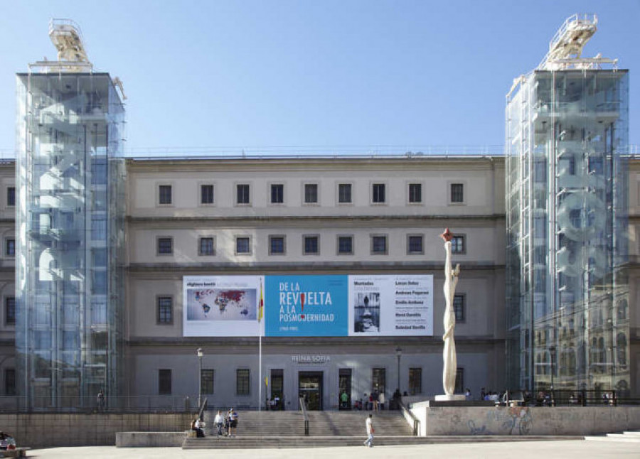 El Museo Reina Sofía reúne a artistas y amigos de Eduardo Arroyo