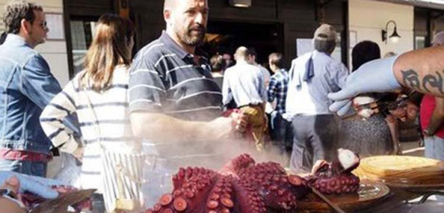 El guiso tradicional le gana a la cocina creativa en Galicia