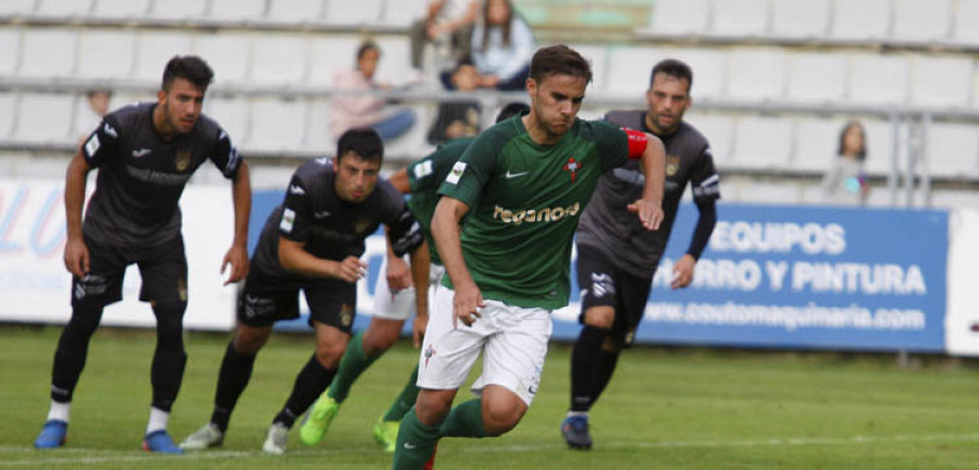 El Racing desciende su rendimiento en A Malata