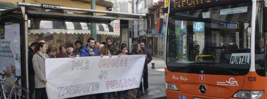 La Xunta analiza “diferentes opcións” para mantener el transporte público