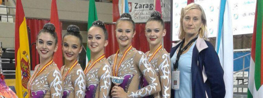 Histórica medalla de bronce para la formación sénior del Esquío Ferrol