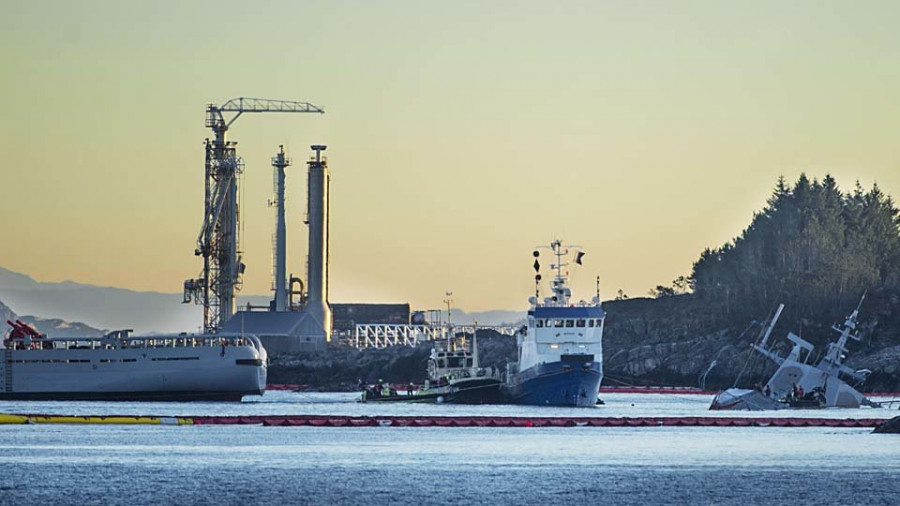 El accidente de la fragata noruega agrava la crisis de defensa en el país