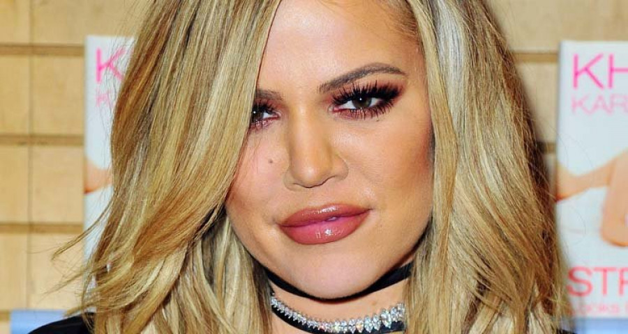 Khloé Kardashian y Odell Beckham Jr., pillados con las manos en la masa