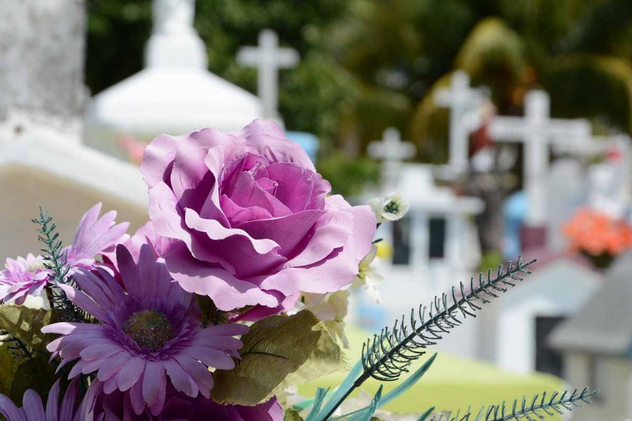 Todo lo que necesitas saber sobre arreglos florales para difuntos