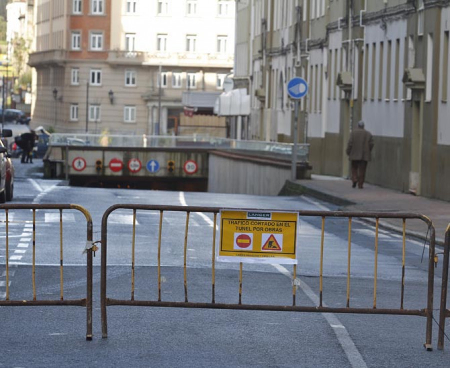 El túnel de la plaza de España, cortado por obras por segunda vez en un plazo de diez días