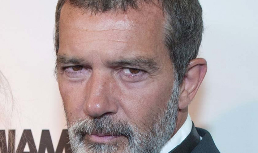 Evo Morales invita al actor 
Antonio Banderas a visitar Bolivia