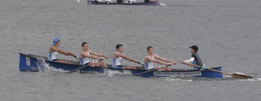 El Ares Aginsu celebra una regata para los más jóvenes