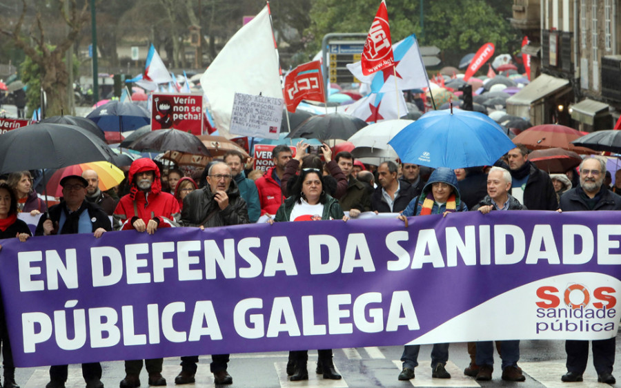 Miles de personas salieron a la calle para denunciar los “recortes” en materia de salud pública