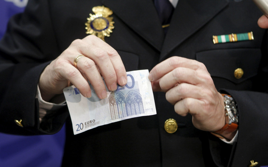 La Policía alerta de billetes falsos en toda España, sobre todo de 5 y 10 euros