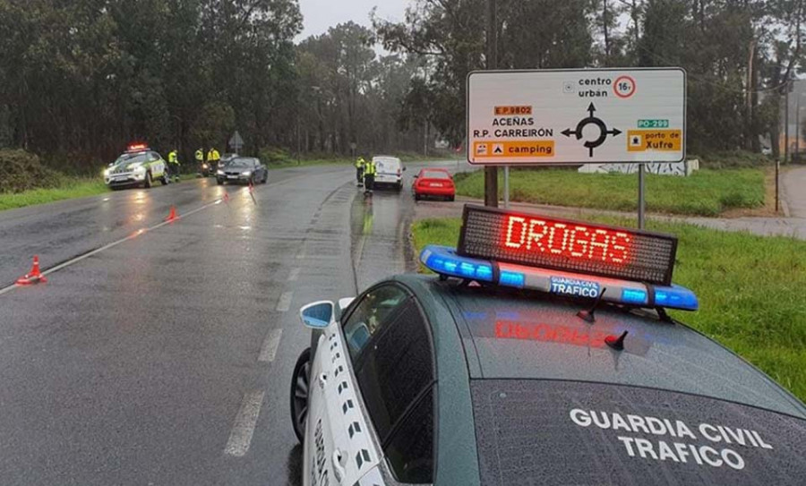 Multan a ocho personas en A Illa de Arousa por "incumplimiento flagrante" de la orden de confinamiento