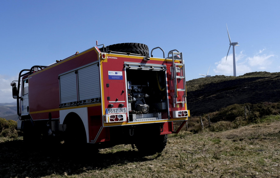 Sofocado un incendio en una vivienda en As Pontes causado por un deshumidificador