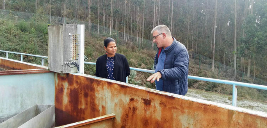 La técnica ambiental de Cabo Verde finaliza su visita de seis días a San Sadurniño