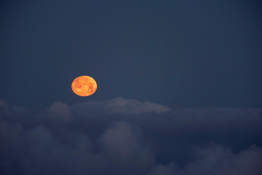 La tercera y mayor superluna de este año se verá desde el confinamiento