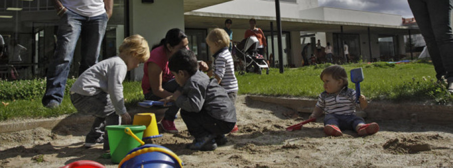 Arranca la actividad en las cuatro escuelas infantiles de A Galiña Azul de la ciudad