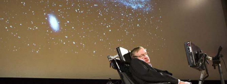 Stephen Hawking asegura que los agujeros negros tienen 'pelo'