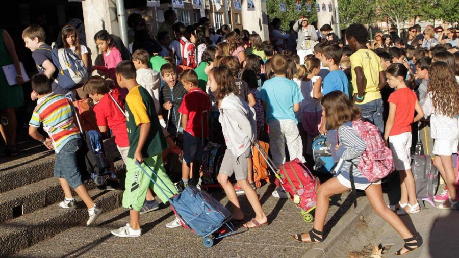 Ferrolterra pierde un 2,5% de alumnos en Infantil y Primaria en el último año