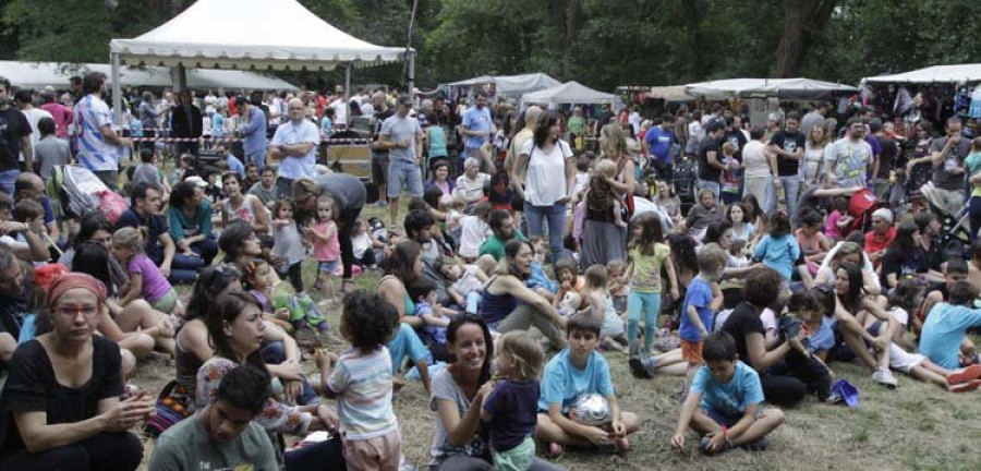 Xogos, espectáculos e música encherán o sábado o novo festival do Río Castro