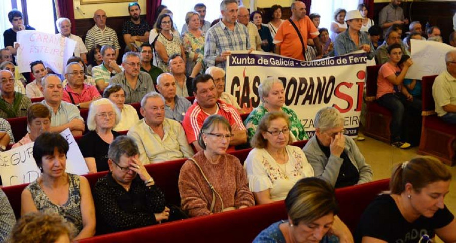 El Concello afronta hoy la continuación del pleno suspendido a finales de mes