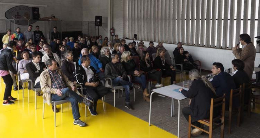 Los vecinos de San Pablo presentan al Concello la iniciativa “El barrio de mi vida”