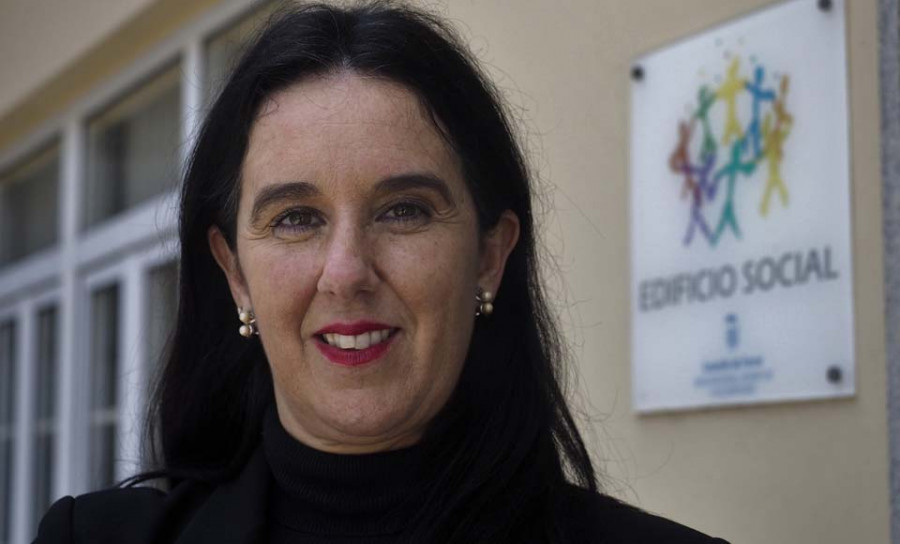 Eva Martínez | “Nunha semana aumentaron máis de 180 as familias que precisan vales de axuda”