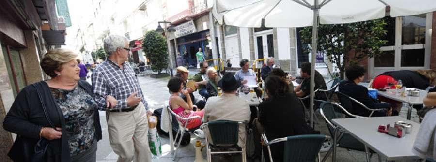 Los hosteleros con terraza sin licencia se enfrentan a multas de 1.501 euros