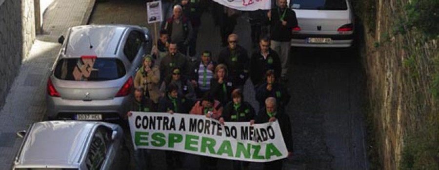 PONTEDEUME - El comercio cierra hoy media hora para exigir soluciones