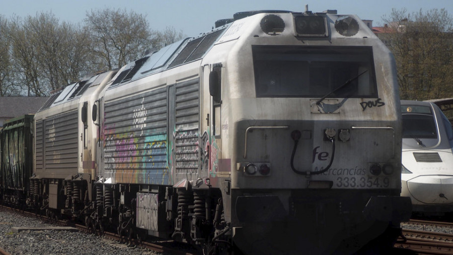 De los 3.000 potenciales usuarios de la línea Ferrol-Coruña solo 167 van en tren