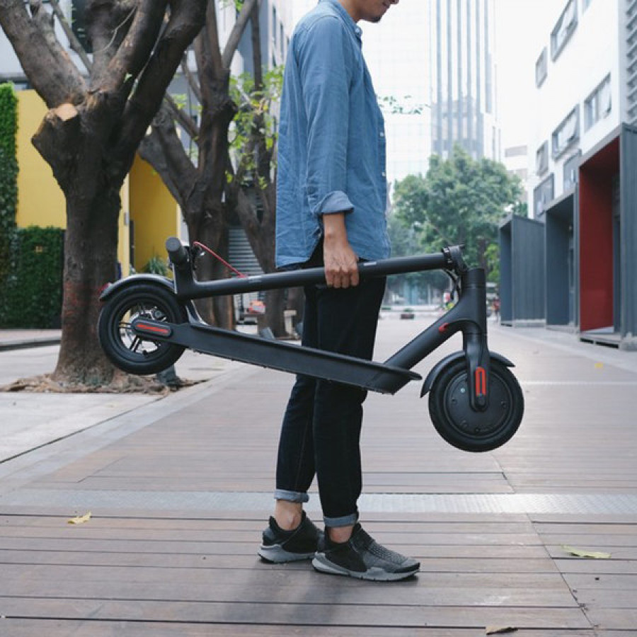La revolución del transporte urbano comienza con el patinete
