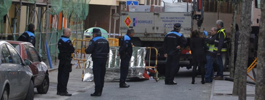 Un muerto y un herido grave en un accidente laboral en Ferrol