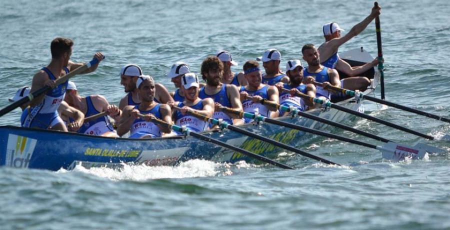 Todas las traineras al mar