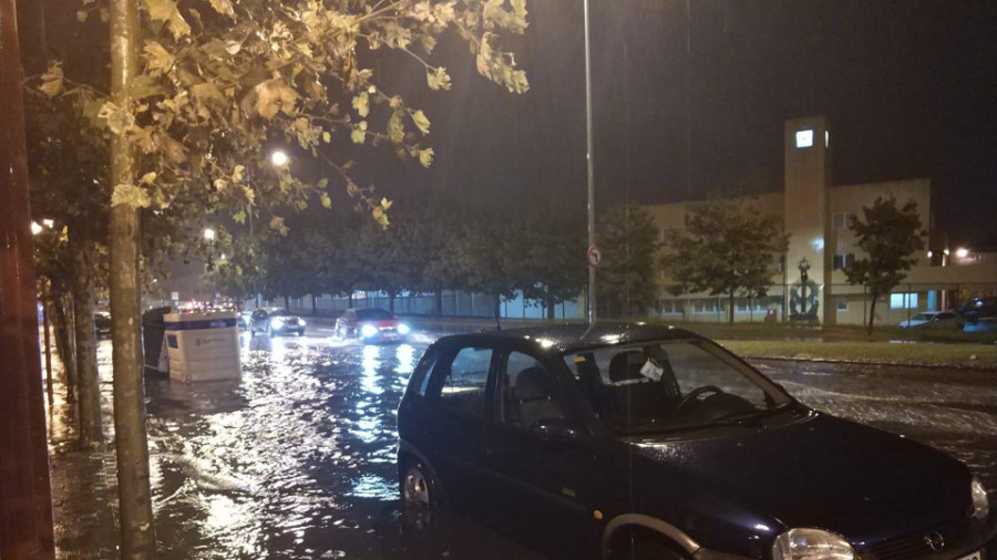 La ciudad registra numerosas inundaciones en la primera tormenta de la temporada