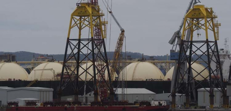 Completado el primer embarque de una jacket en Navantia Fene