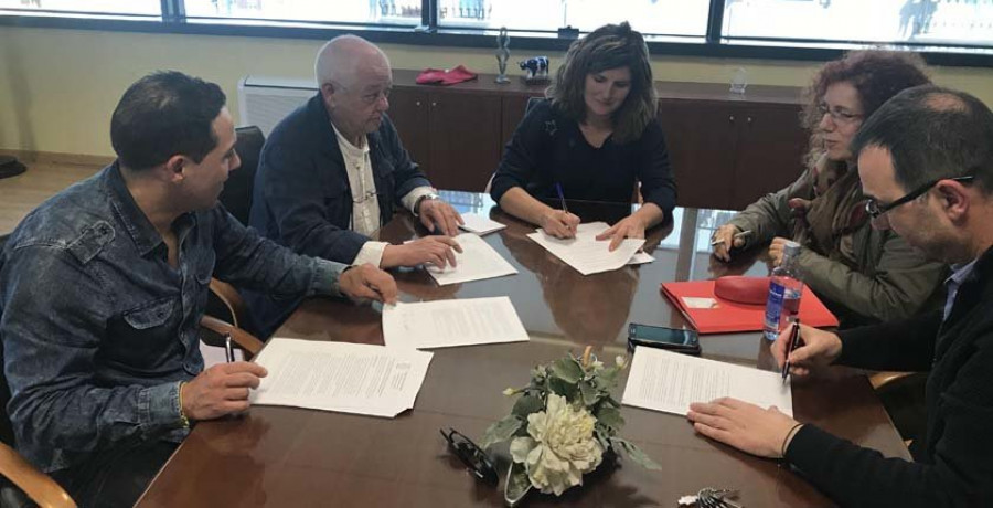EU Narón y gobierno tripartito firman un acuerdo de colaboración