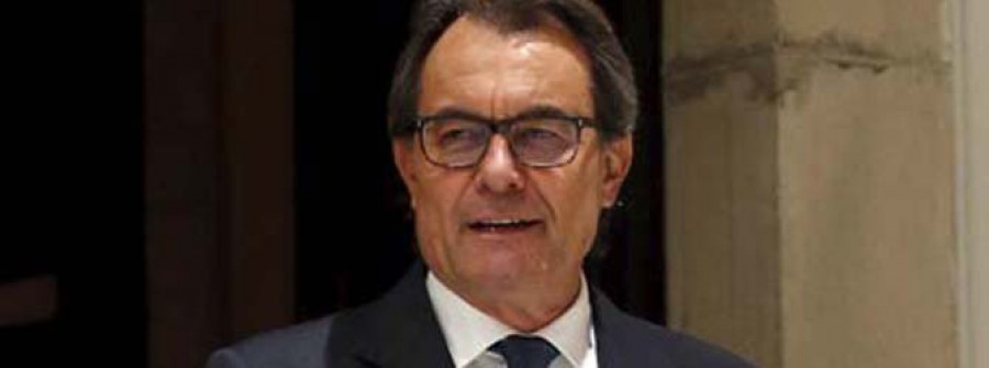 Artur Mas se echa a un lado pero no renuncia a ser candidato “algún día”