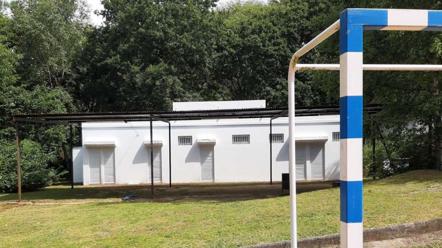 Finaliza la renovación de los vestuarios de la pista polideportiva de Magalofes