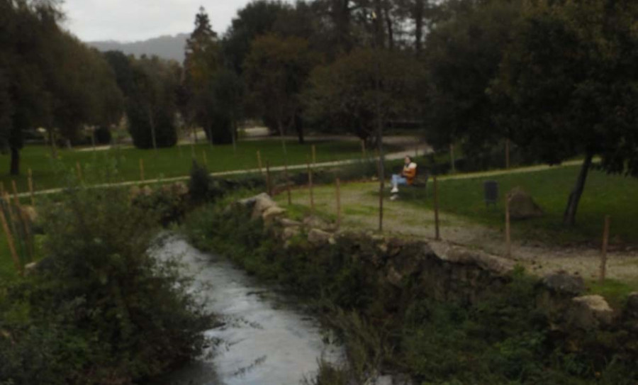 Augas de Galicia y Cosma eliminan varios puntos de vertido al río Freixeiro