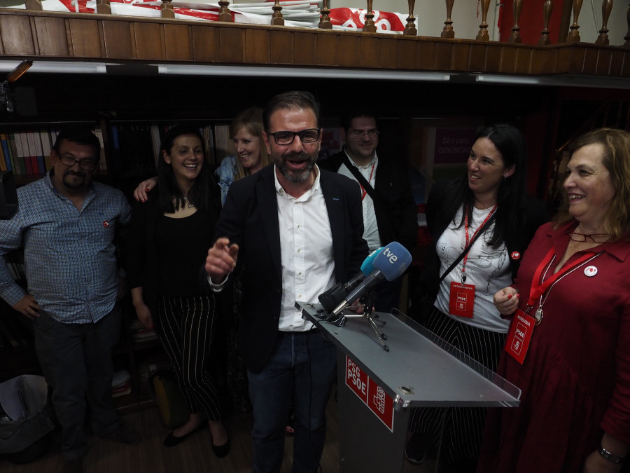 Ángel Mato (PSOE) logra el apoyo de FeC y BNG para ser el próximo alcalde de Ferrol