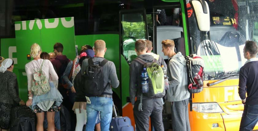 Los trayectos de bajo coste en bus entre Ferrol y Portugal ya son una realidad