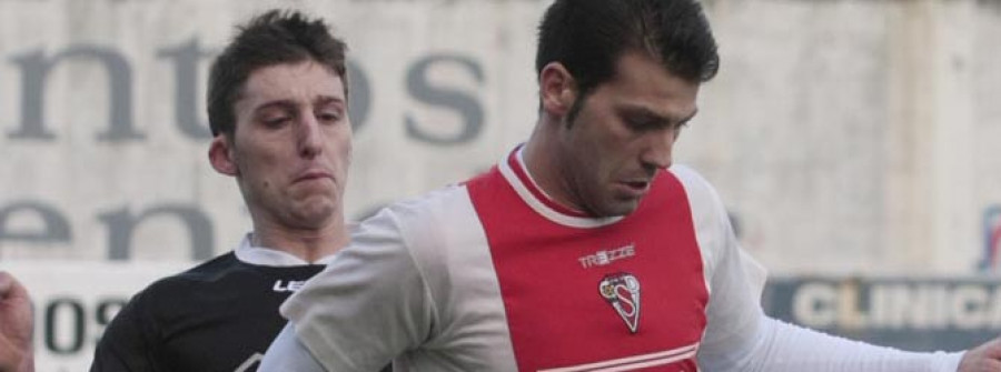 O Val perdonó numerosas ocasiones y el Carral se llevó la victoria de Sinde