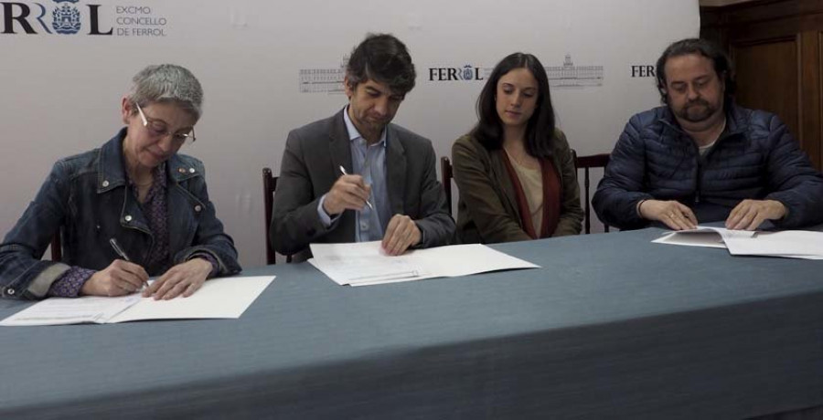Ferrol contará con 16 contenedores de recogida de ropa a través de un programa de inclusión social