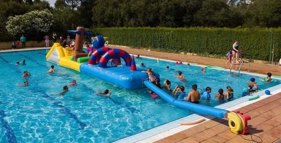 Abierta la temporada de la piscina en el área de Corrás, que llegará hasta septiembre