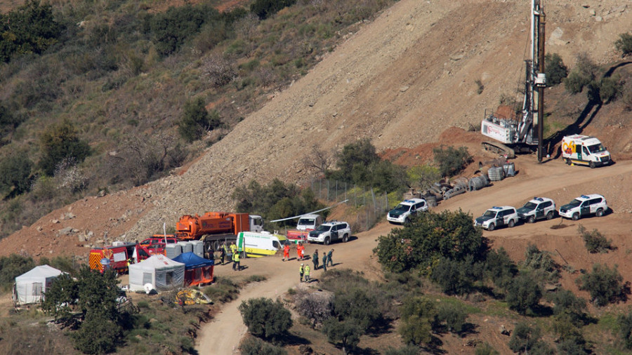 El dueño de la finca de Totalán comparece ante la prensa